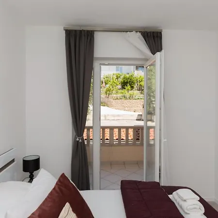 Sole Mio -sea View * ماكارسكا